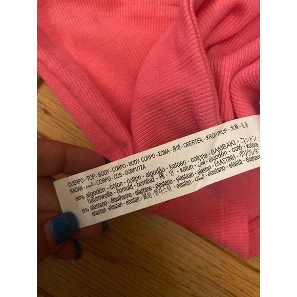 Zara, women's bright pink, puffed short sleeve, cropped low cut cotton top sz sm - Picture 8 of 8